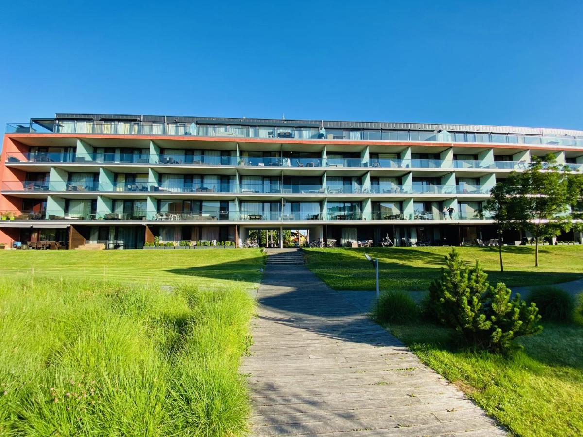 Bl Lakeside Apartman Balatonlelle Eksteriør billede