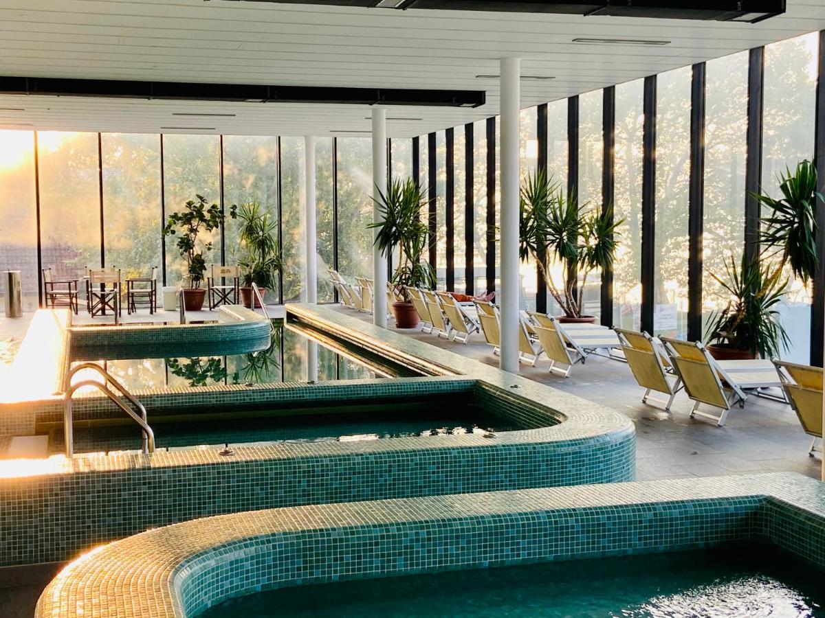 Bl Lakeside Apartman Balatonlelle Eksteriør billede