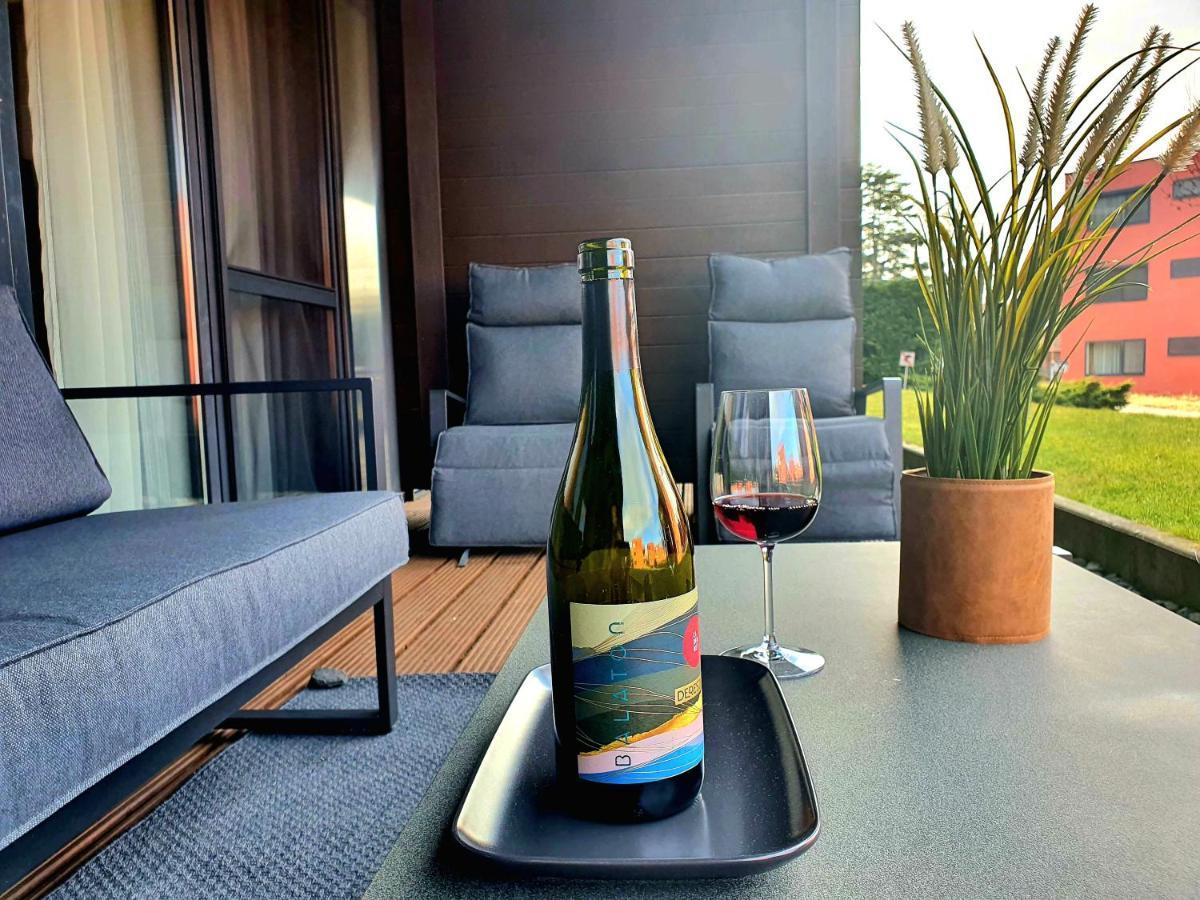 Bl Lakeside Apartman Balatonlelle Eksteriør billede