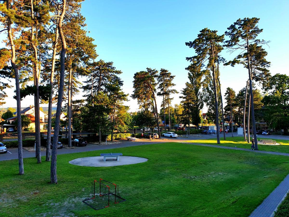 Bl Lakeside Apartman Balatonlelle Eksteriør billede